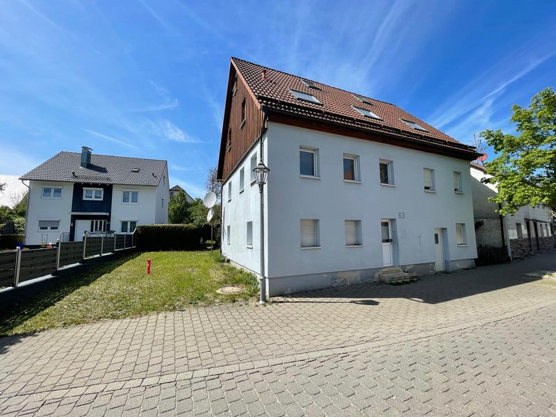 Ein Ort voller Möglichkeiten: Wohnhaus mit Ferienhaus auf großem Grundstück in Welzheim